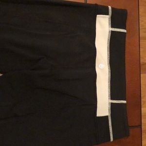 Lululemon Groove Pant leggings size 6!